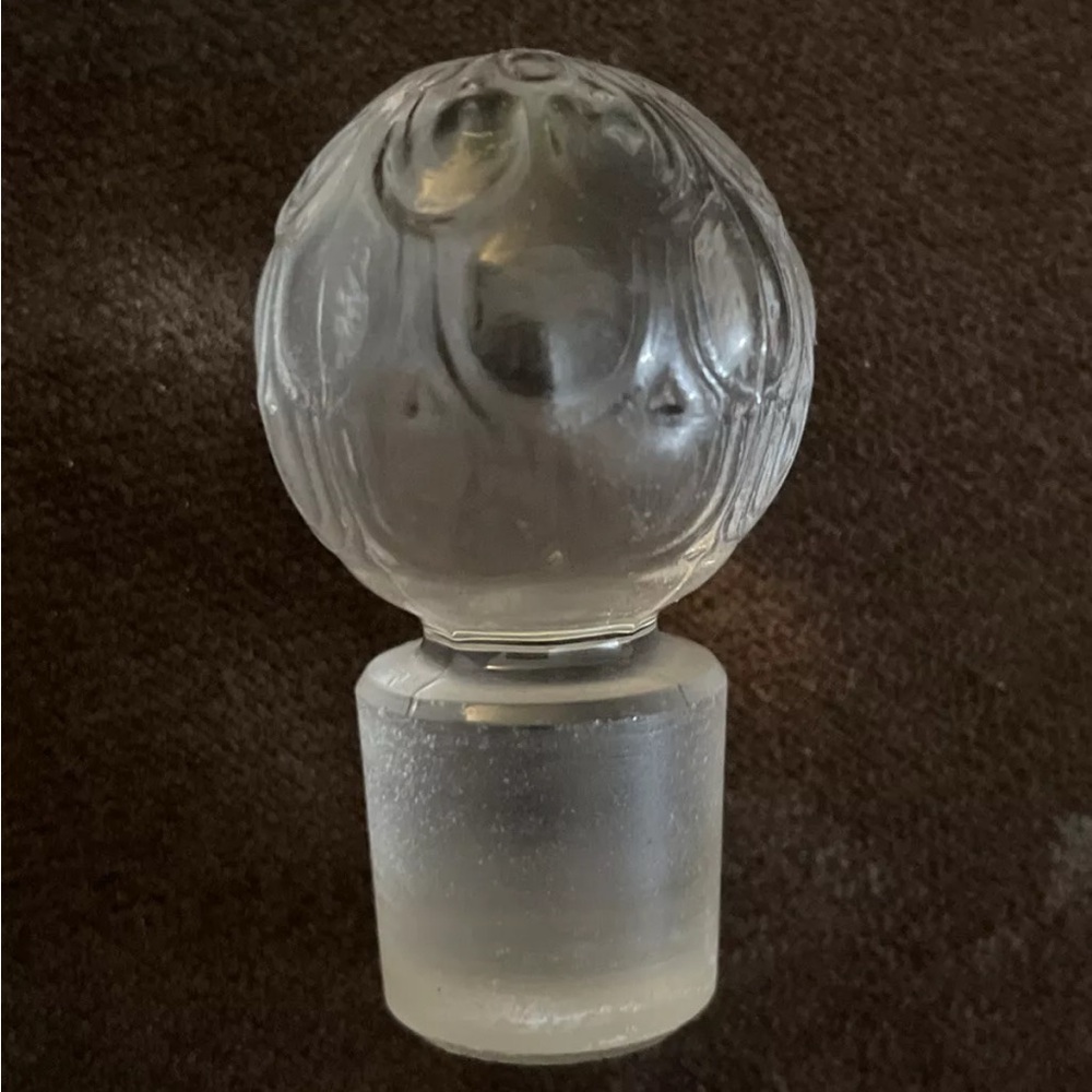 💜Vintage Guerlain bee bottle stopper💜
